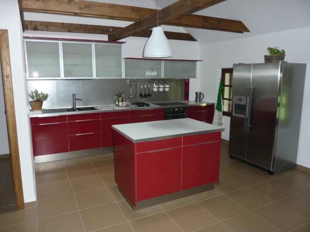 Holubnik Statecnych Zen Kralovych Otel Luže Oda fotoğraf