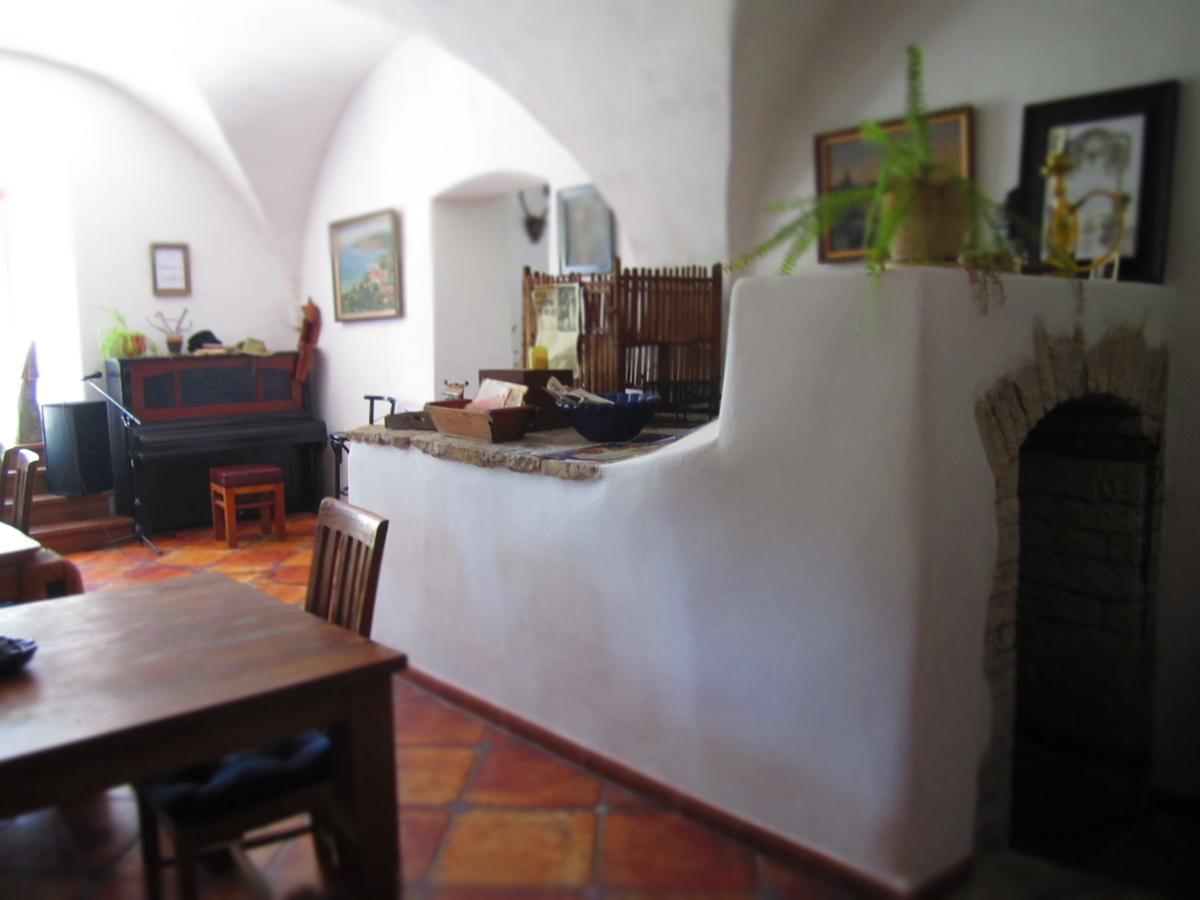 Holubnik Statecnych Zen Kralovych Otel Luže Dış mekan fotoğraf